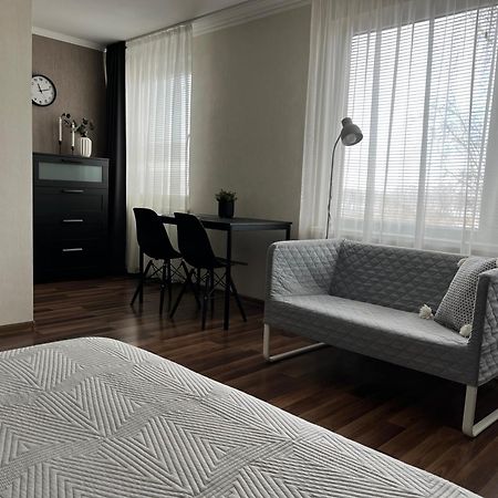Vienibas Apartment 陶格夫匹尔斯 外观 照片