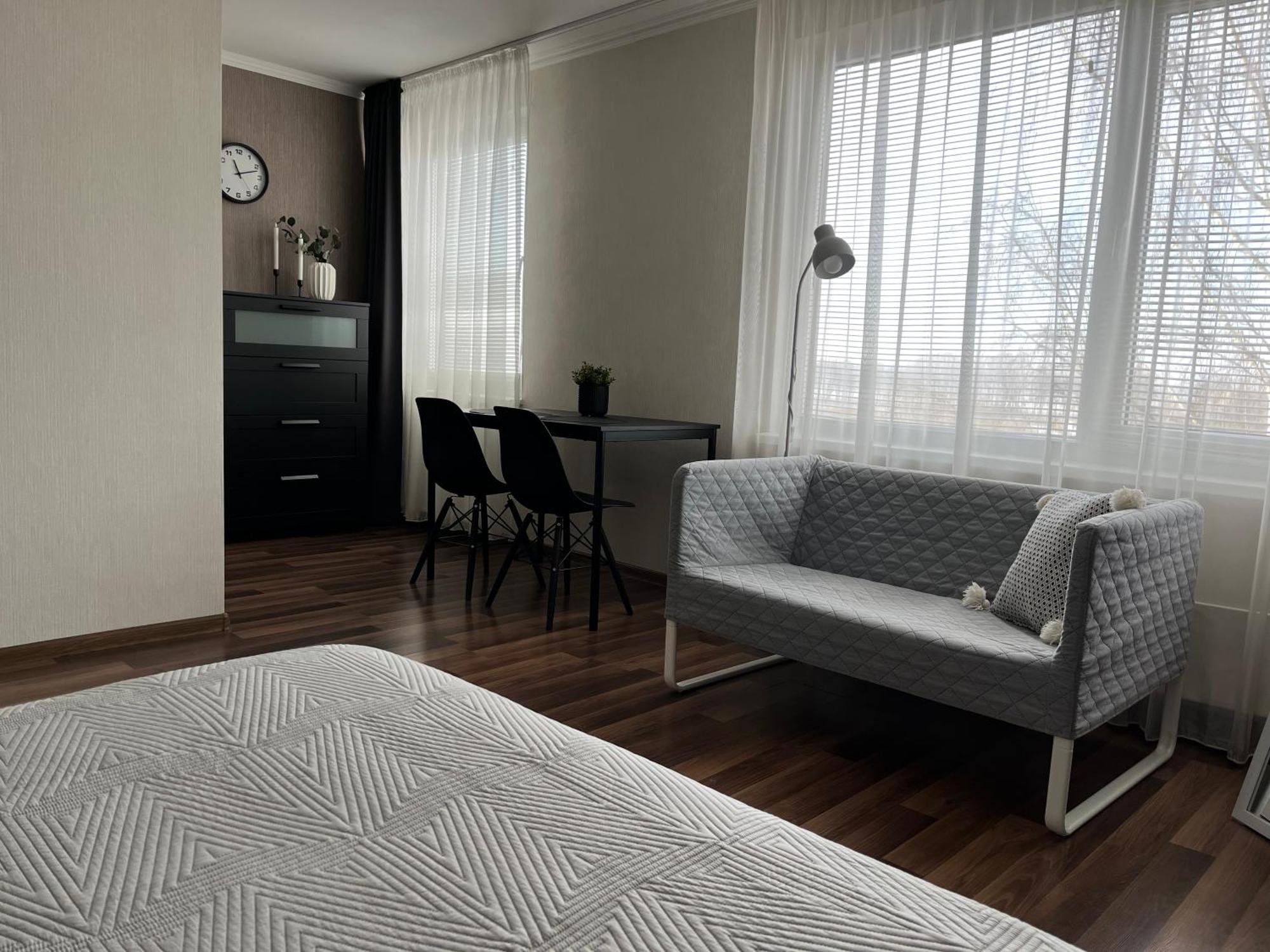 Vienibas Apartment 陶格夫匹尔斯 外观 照片